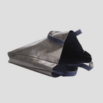 Load image into Gallery viewer, HYDESTYLE METALLIC SOFIA REVERSIBLE LEATHER TOTE BAG l Variety of colours
